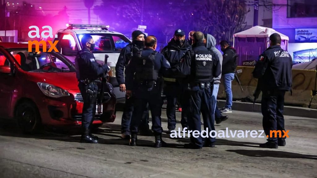 CONDUCTOR DE UBER SE SALVA DE ASALTO POR ALCOHOLíMETRO