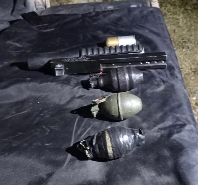 DECOMISAN ARSENAL TRAS CATEO EN VIVIENDA