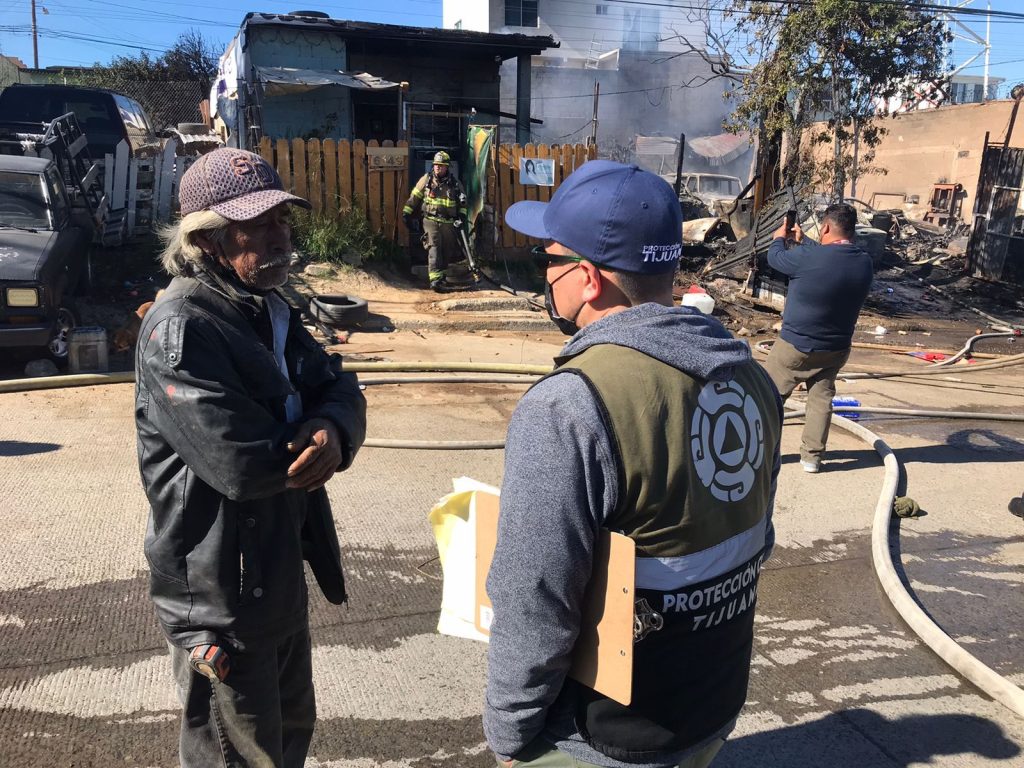 SE INCENDIA TALLER MECáNICO