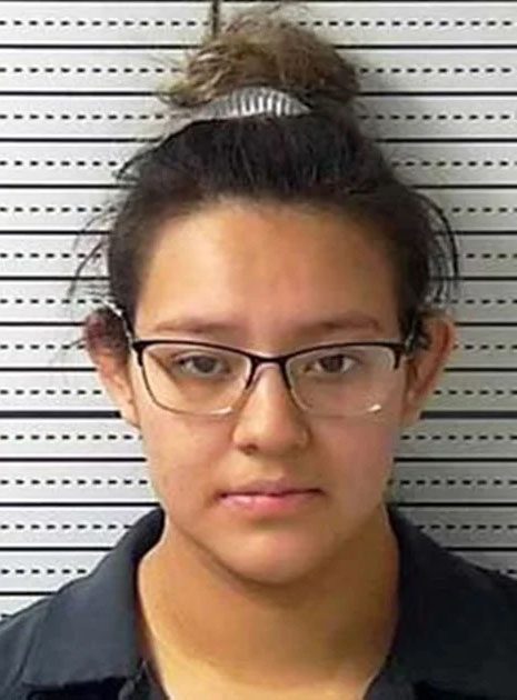 VIDEO: JOVEN MADRE ARROJA A SU RECIéN NACIDO A BASURERO