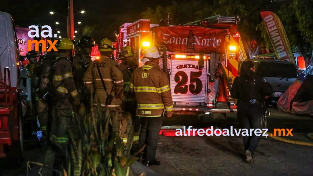 INCENDIO DE CASA PROVOCA EVACUACIóN DE HOTELES INCENDIO DE CASA PROVOCA EVACUACIóN DE HOTELES