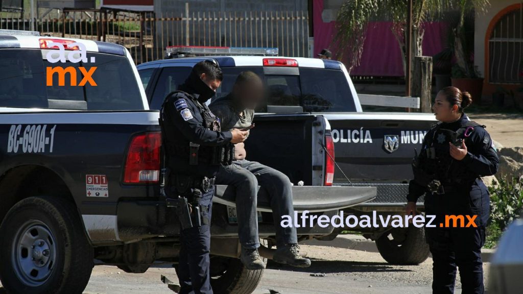 ROBO DE AUTO EN ROSARITO DESATA PERSECUCIóN QUE CULMINA EN TIJUANA