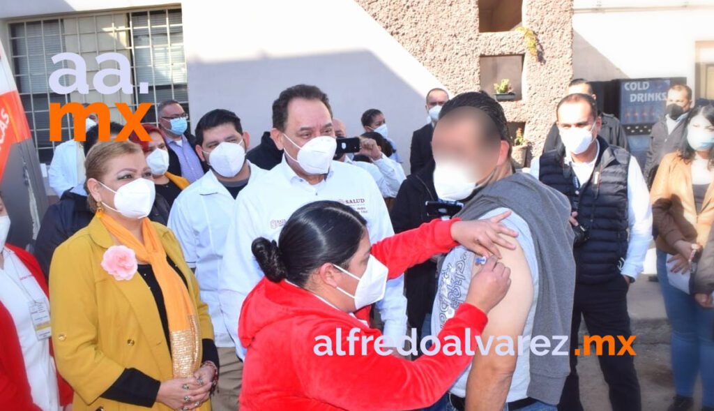 VACUNAN CONTRA COVID-19 A INTERNOS Y PERSONAL EN CERESOS VACUNAN CONTRA COVID-19 A INTERNOS Y PERSONAL EN CERESOS