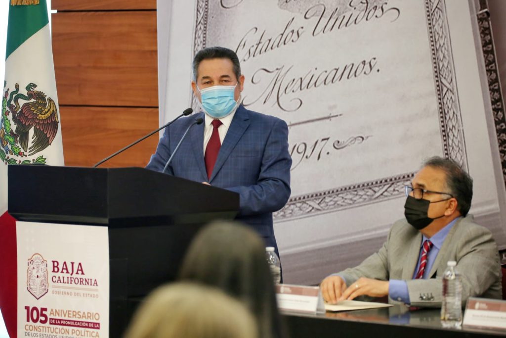 CONMEMORA BC EL 105 ANIVERSARIO DE LA CONSTITUCIóN MEXICANA