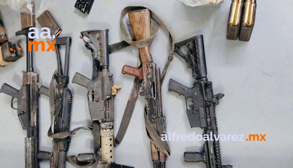 VINCULAN A PROCESO A 5 SUJETOS Y UN MENOR DETENIDOS CON ARSENAL