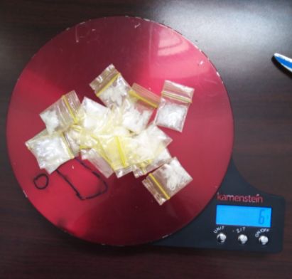 CAPTURAN A JOVEN EN POSESIóN DE METANFETAMINA Y MARIHUANA