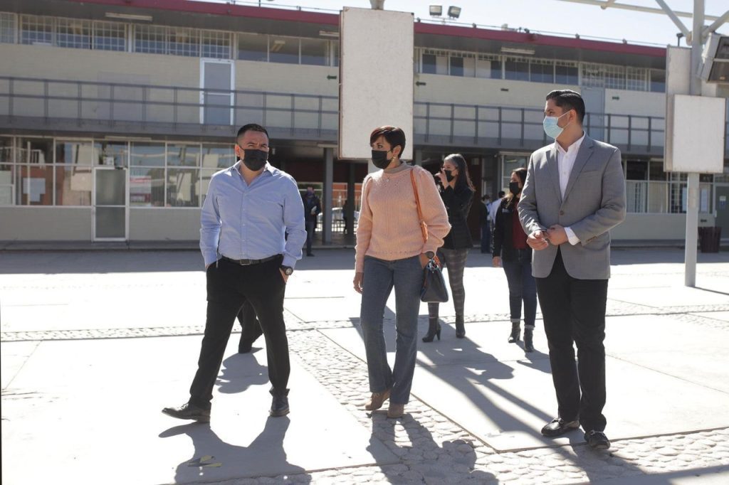 INSPECCIONAN PLANTELES EDUCATIVOS PARA EL REGRESO A CLASES