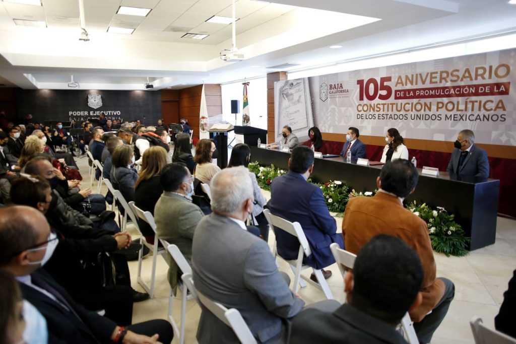 CONMEMORA BC EL 105 ANIVERSARIO DE LA CONSTITUCIóN MEXICANA