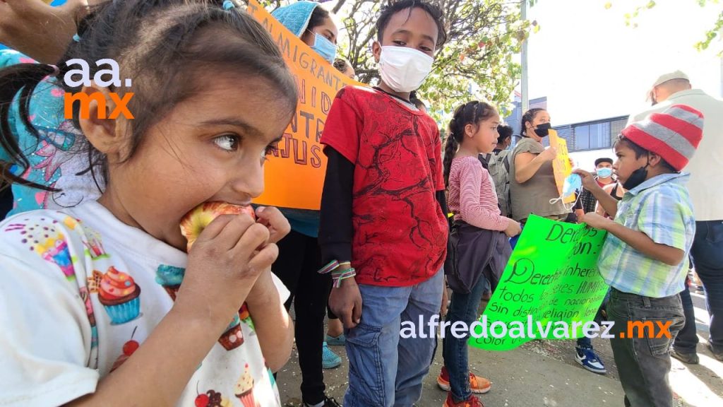 MIGRANTES DESALOJADOS DEL CHAPARRAL DENUNCIAN MALOS TRATOS