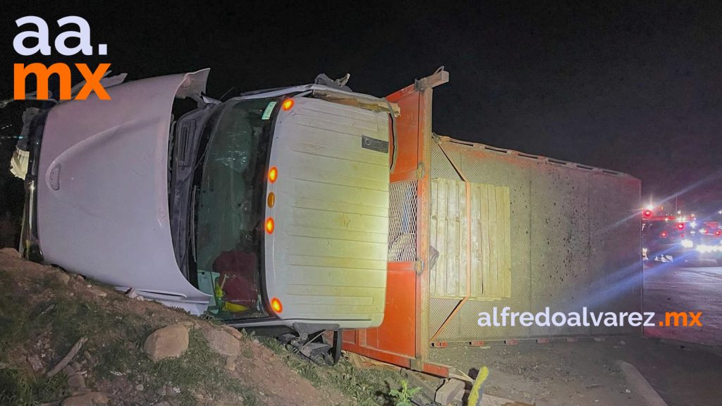 DEJA CHOQUE MúLTIPLE 12 LESIONADOS, UNO DE ELLOS PERDIó UNA PIERNA