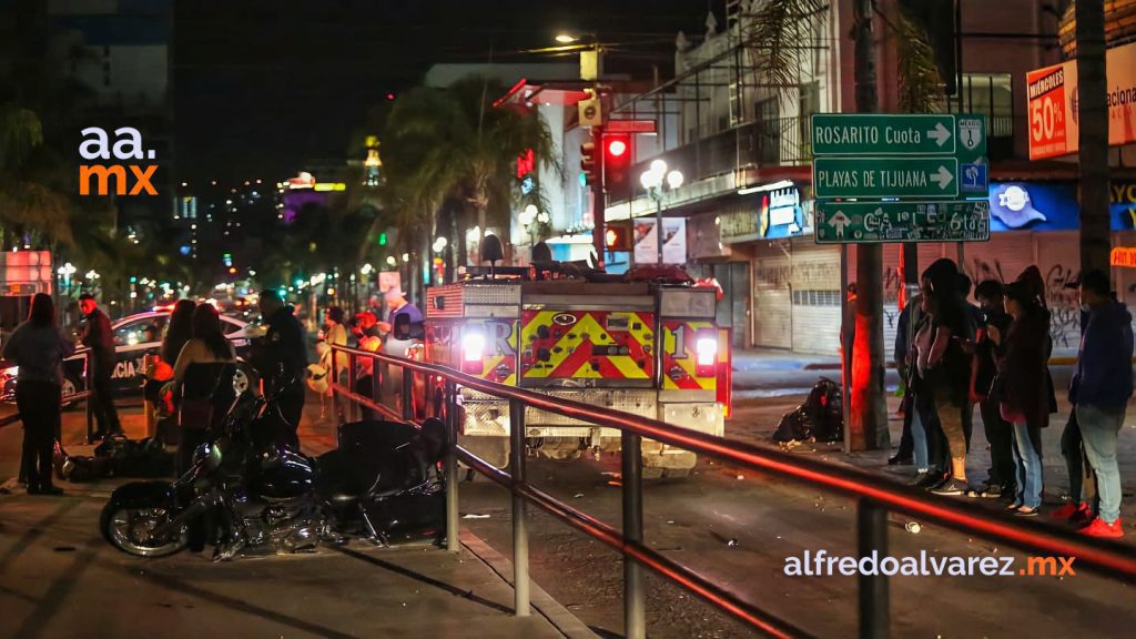 PIERDE LA VIDA BOMBERO AL CHOCAR EN SU MOTOCICLETA