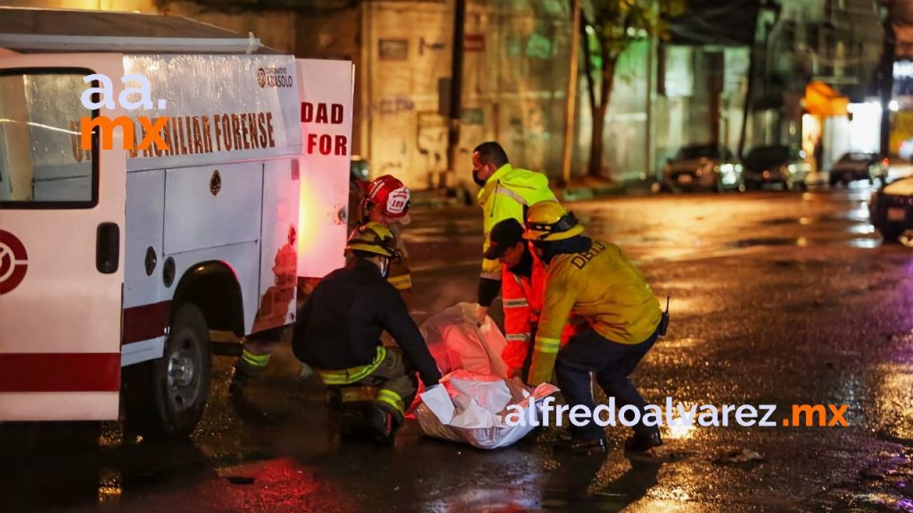 TAXISTA ATROPELLA Y MATA A UN ADULTO MAYOR