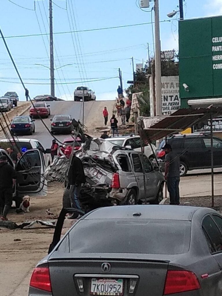 DOMPE SE QUEDA SIN FRENOS, CHOCA AUTOS Y DEJA VíCTIMAS