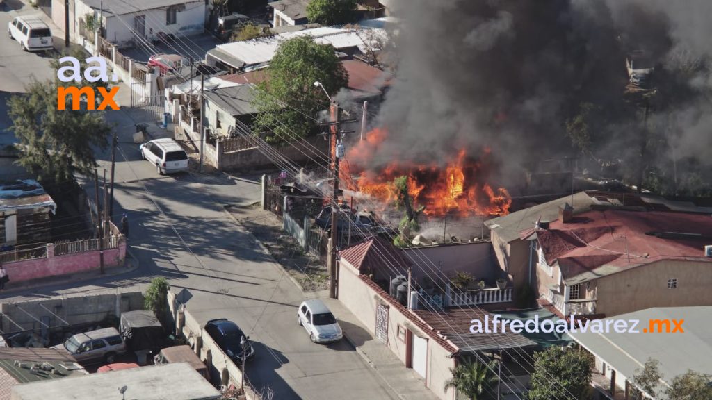 PéRDIDAS TOTALES POR INCENDIO EN LA COLONIA GUADALAJARA