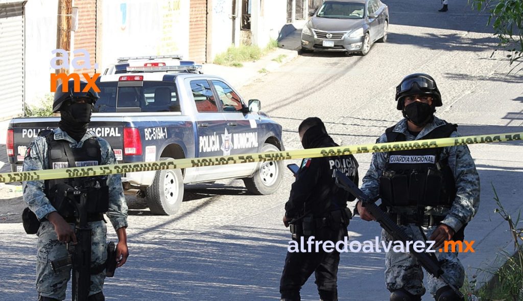 SUJETOS ARMADOS IRRUMPEN DOMICILIO Y MATAN A HOMBRE