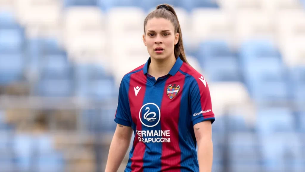 GIOVANA QUEIROZ REVELA 'COMPORTAMIENTO ABUSIVO' EN EL BARCELONA FEMENIL