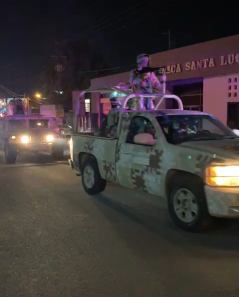 TRASLADAN A 81 INTERNOS DE MEXICALI A EL HONGO
