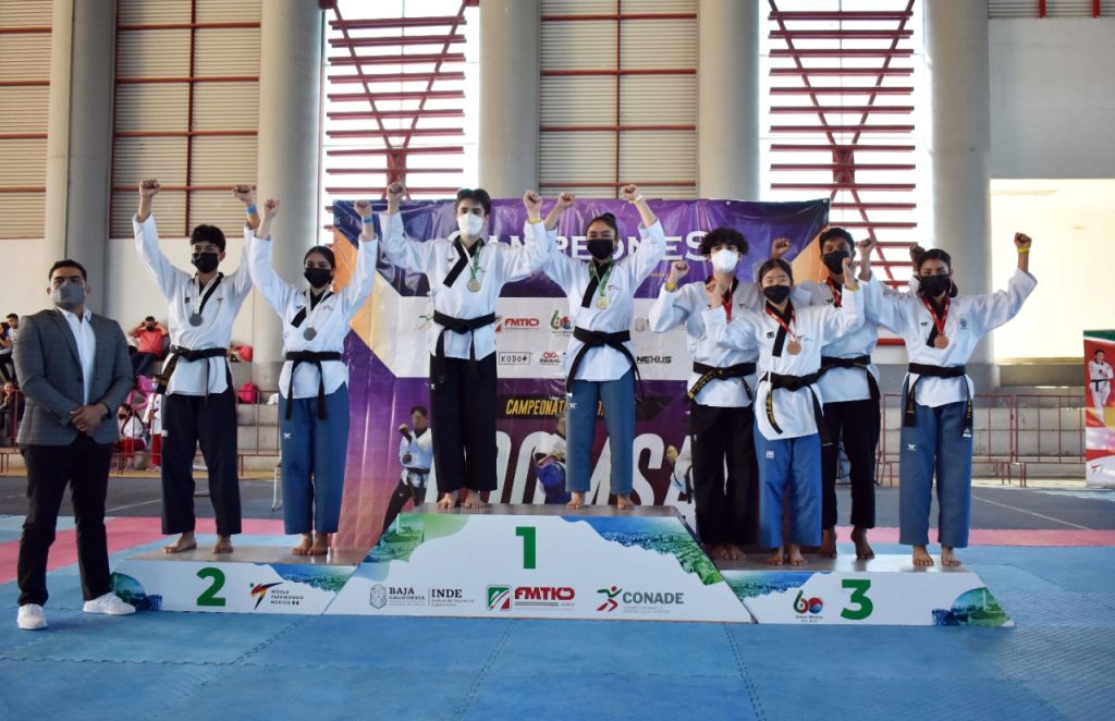 CIERRA BC EL NACIONAL DE TAEKWONDO CON UNA PLATA EN POOMSAE