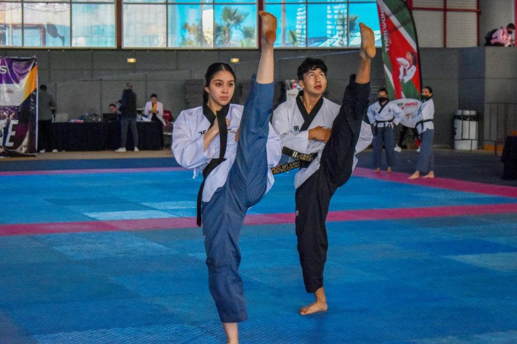 CIERRA BC EL NACIONAL DE TAEKWONDO CON UNA PLATA EN POOMSAE
