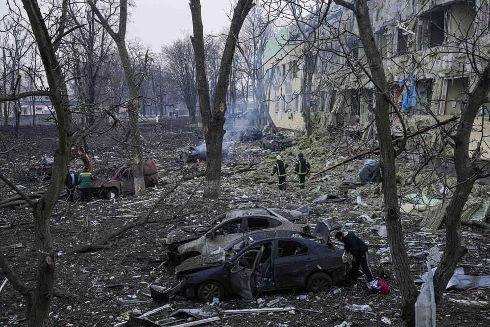 RUSIA BOMBARDEA UN HOSPITAL MATERNO INFANTIL EN MARIúPOL