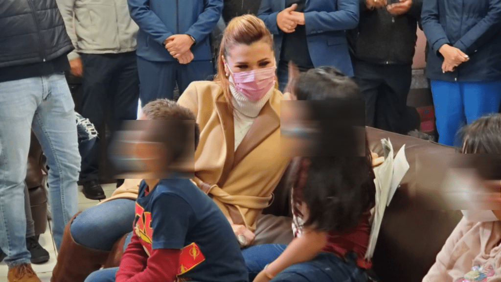 MARINA DEL PILAR ATIENDE NECESIDADES DE NIñOS CON VIH