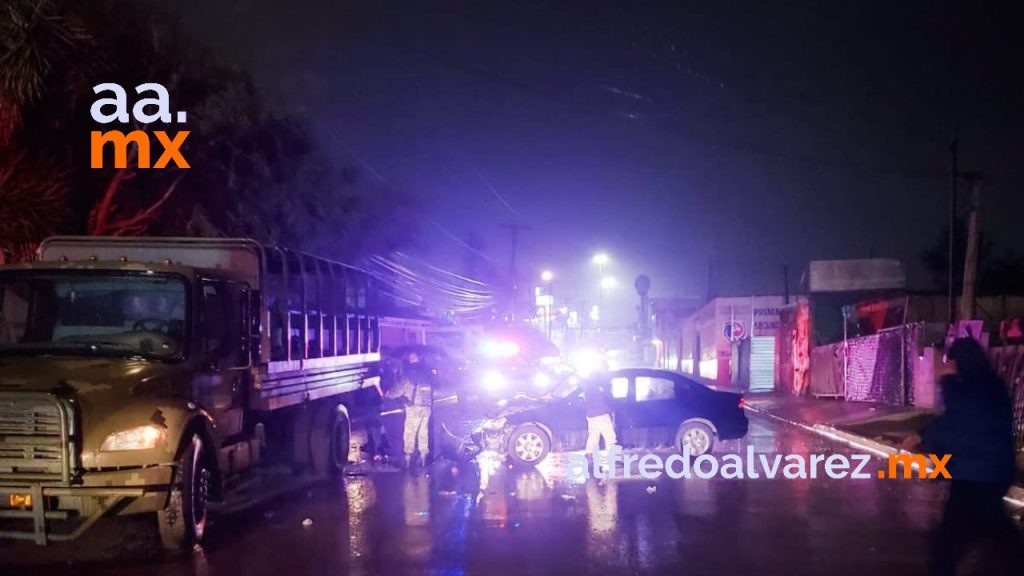 EBRIO ATROPELLA A TRES AGENTES DE LA GUARDIA NACIONAL