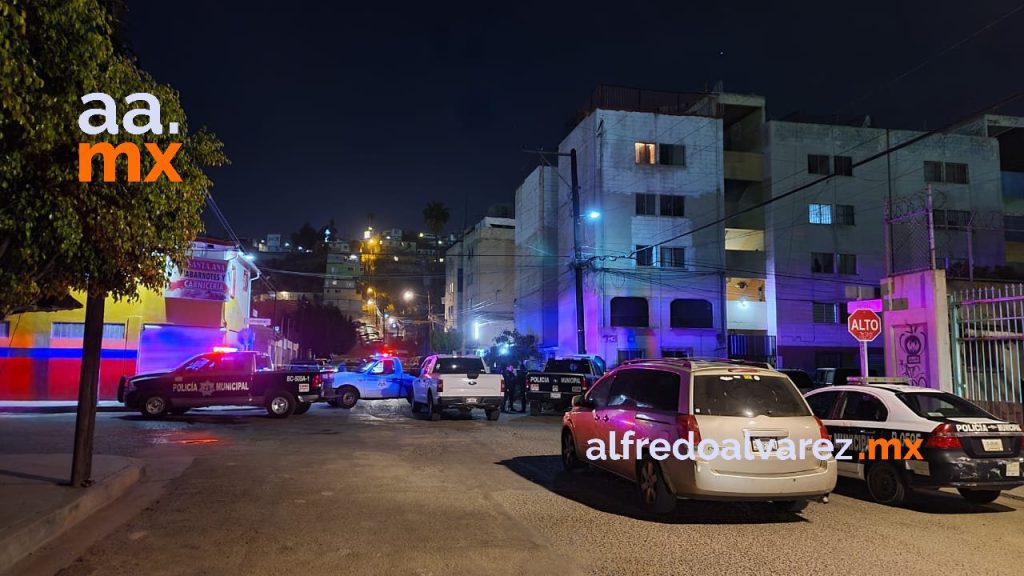 COMANDO ARMADO IRRUMPE EN DEPARTAMENTO Y MATA A DOS HOMBRES