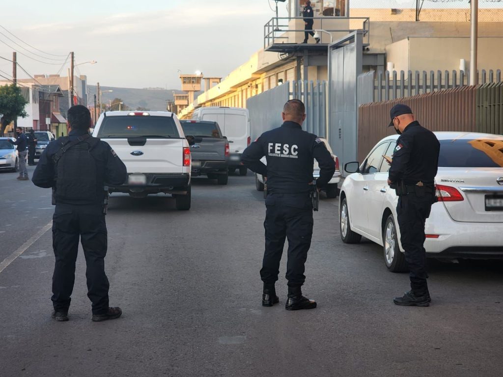 ENTRA AL CERESO JOVEN QUE MUTILó A SU PADRE Y MATó A SU MADRASTRA ENTRA AL CERESO JOVEN QUE MUTILó A SU PADRE Y MATó A SU MADRASTRA