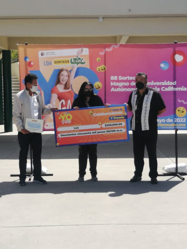 PREMIAN A GANADORAS DEL SEGUNDO SORTEO PARA COMPRADORES OPORTUNOS Y SEGUNDO SORTEO DE COLABORADORES DE LA UABC