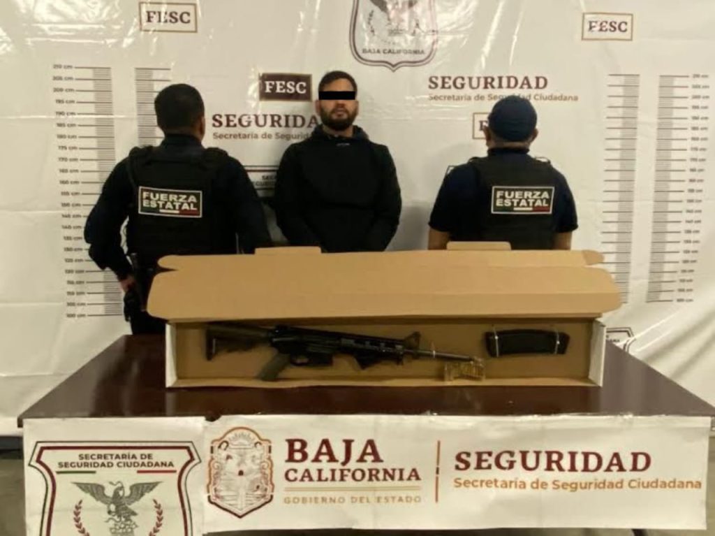 GRUPO DE COORDINACIóN DETIENE A VARIOS JóVENES ARMADOS