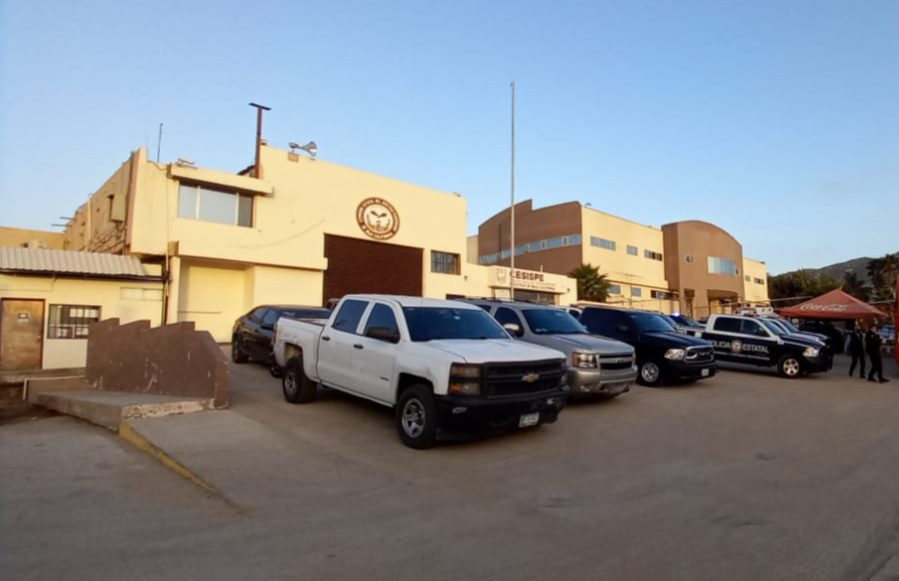 187 PERSONAS PRESAS FUERON TRASLADADAS DE ENSENADA A EL HONGO