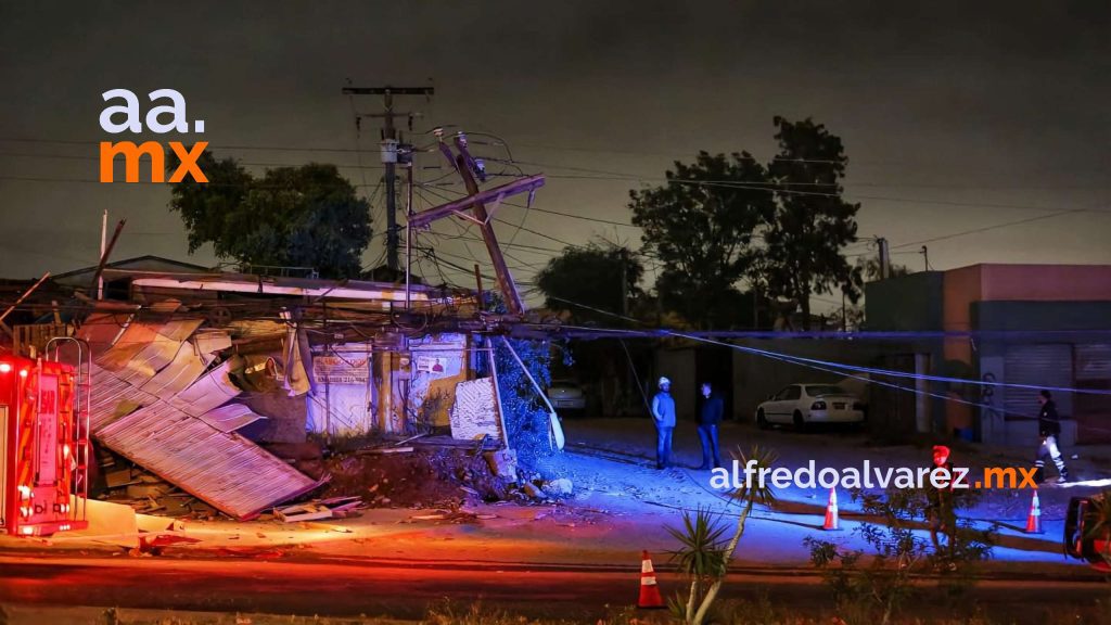 JOVEN ROBA AUTO, HUYE Y MUERE EN VOLCADURA