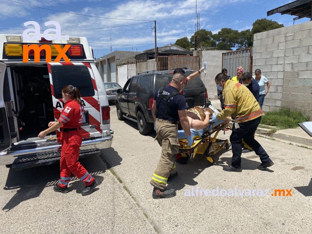 MUJER DA A LUZ EN PLENA VíA PúBLICA EN LA COLONIA OBRERA