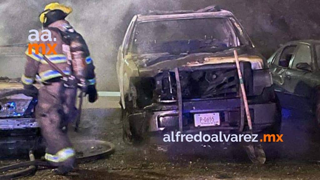 SECRETARíA DE SEGURIDAD CONFIRMA INCENDIO DE TRES PATRULLAS