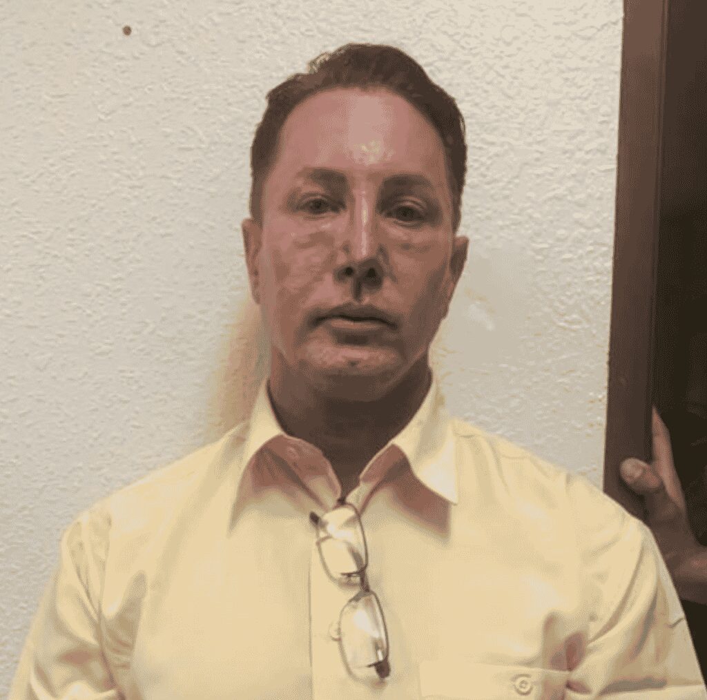 FBI BUSCA A TYLER ADAMS POR LA MUERTE DE RACQUEL SABEAN