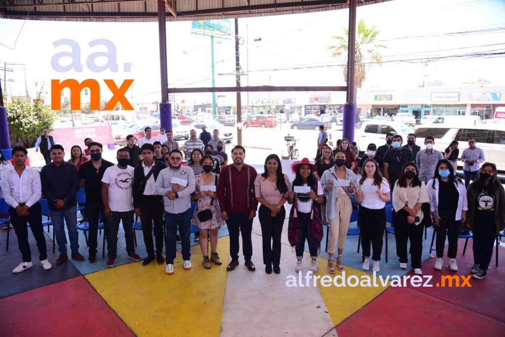 ALCALDESA APOYA AL TALENTO DE JóVENES EMPRENDEDORES