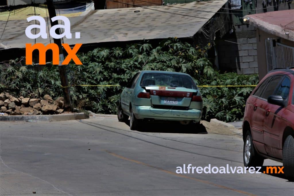 ENCUENTRAN CUERPO EN CAJUELA DE AUTOMóVIL EN LAS TORRES