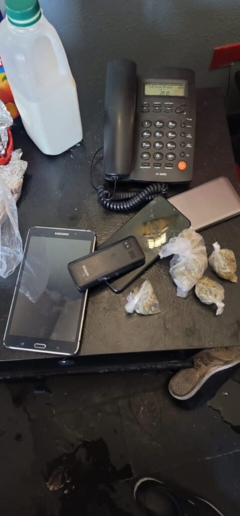 DETIENEN A POLICíA ACTIVO POR DELITOS CONTRA LA SALUD