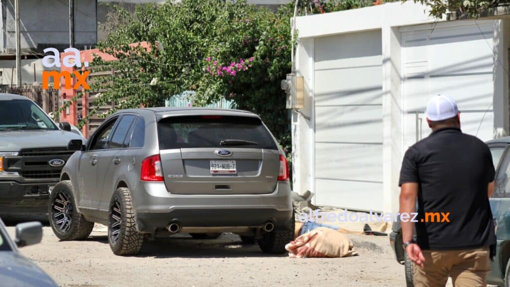 ASESINAN A UN HOMBRE Y HIEREN A UNA MUJER TRAS DISCUTIR POR UN AUTO