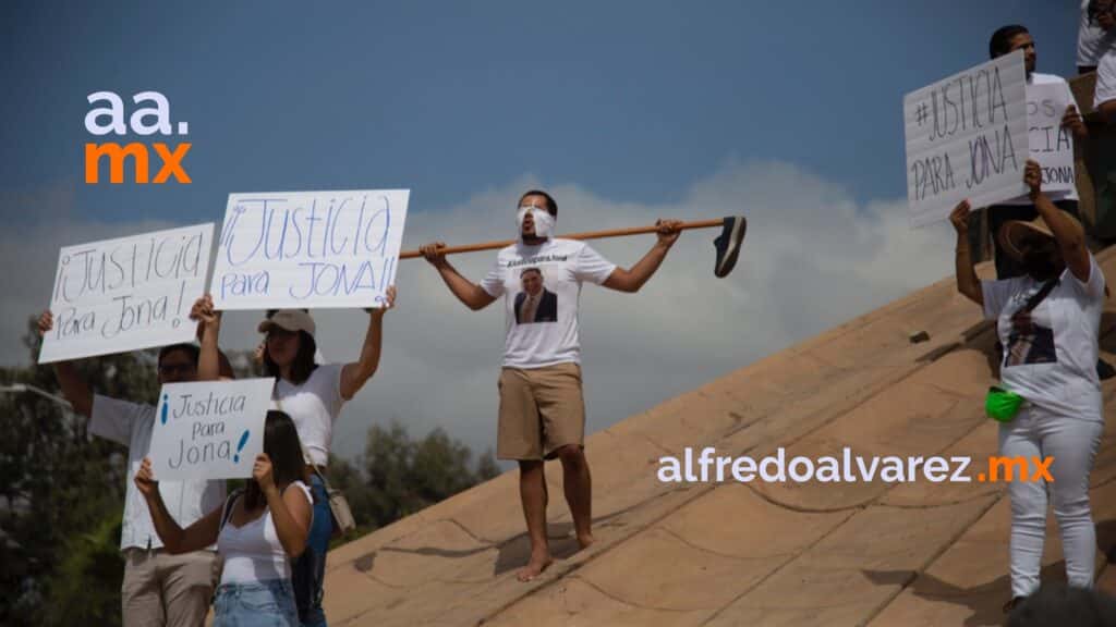 BALEAN A CUATRO PERSONAS QUE REGRESABAN DE UN BILLAR