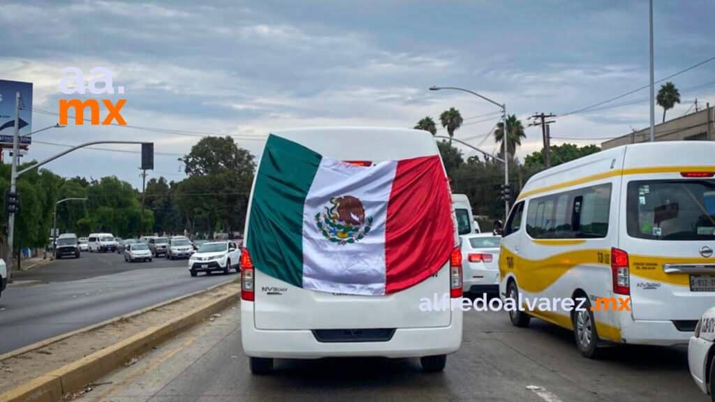 COMERCIANTES APROVECHAN LAS FIESTAS PATRIAS PARA COMERCIALIZAR SUS PRODUCTOS