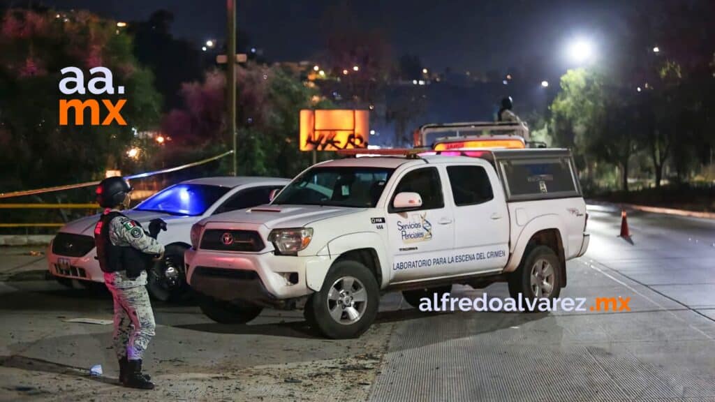 DEJAN TRES CADáVERES DESTAZADOS EN PUENTE DE TIJUANA
