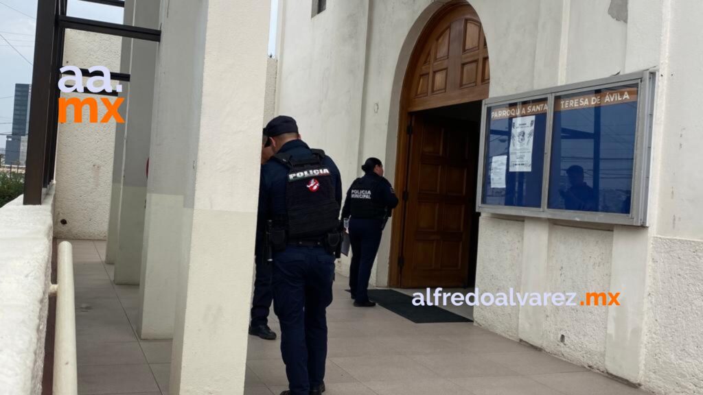 FELIGRESES SON ASALTADOS EN IGLESIA EN PLENO BAUTIZO