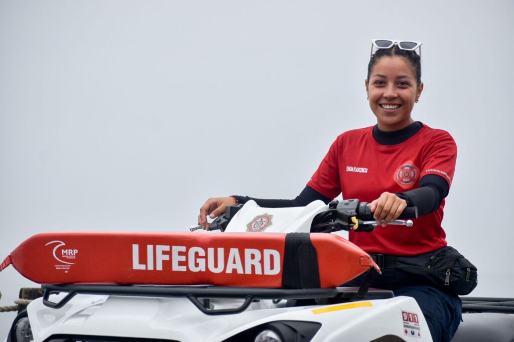 Entregan vehículos equipados a bomberos de Tijuana