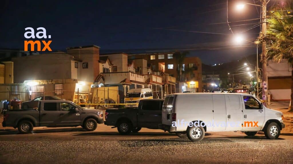 ASESINAN A TRES PERSONAS EN CASA DE PLAYAS DE TIJUANA