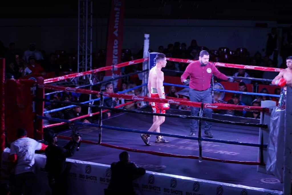 Carlos Alberto “Burrito” García se mantiene invicto ante el originario de la CD de México