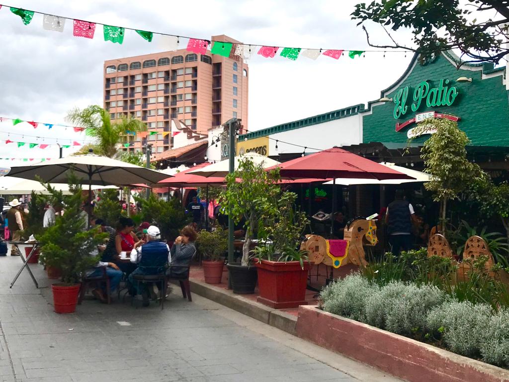 'Ensenada al Fresco' invita a disfrutar restaurantes y la oferta turística de la calle Primera