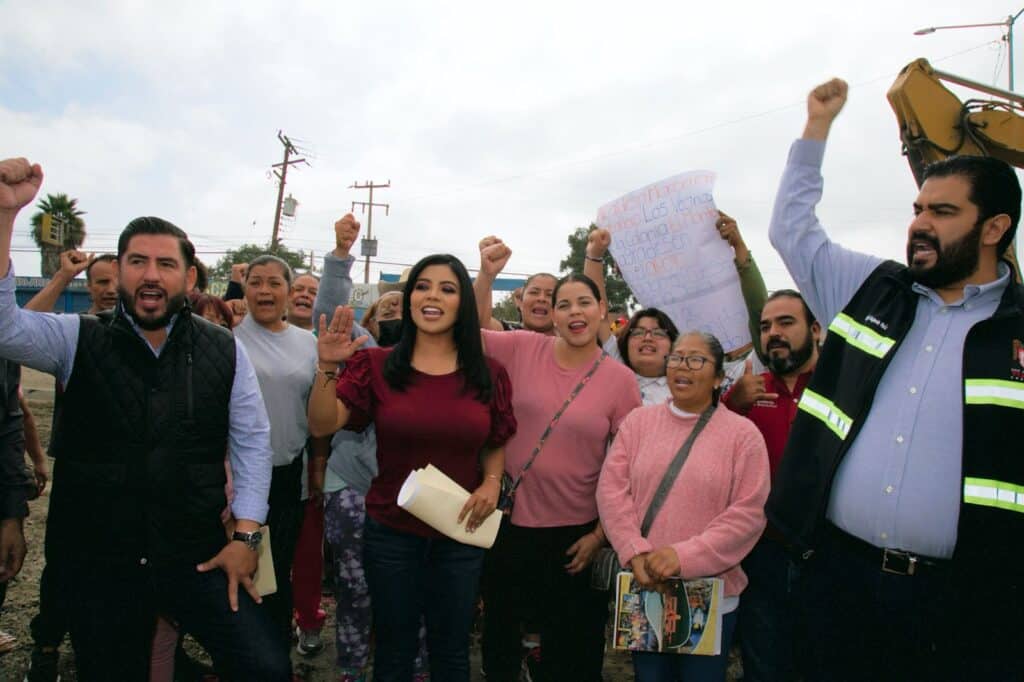 Alcaldesa da arranque a obras de los bulevares Barcelona y Flores Magón