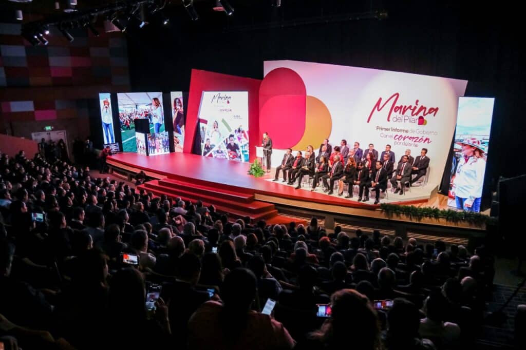 Marina del Pilar salda deuda histórica con los maestros de Baja California