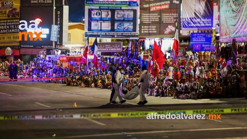 Arrojan cadáver sobre los carriles de la Línea de San Ysidro Arrojan cadáver sobre los carriles de la Línea de San Ysidro